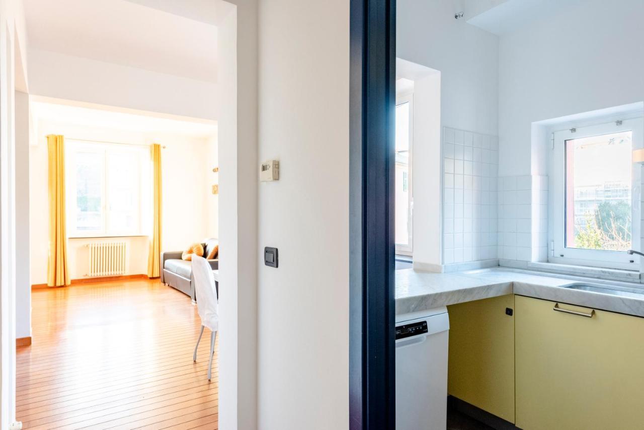 Joivy Modern Flat Next To The Sea Apartment Genoa Luaran gambar
