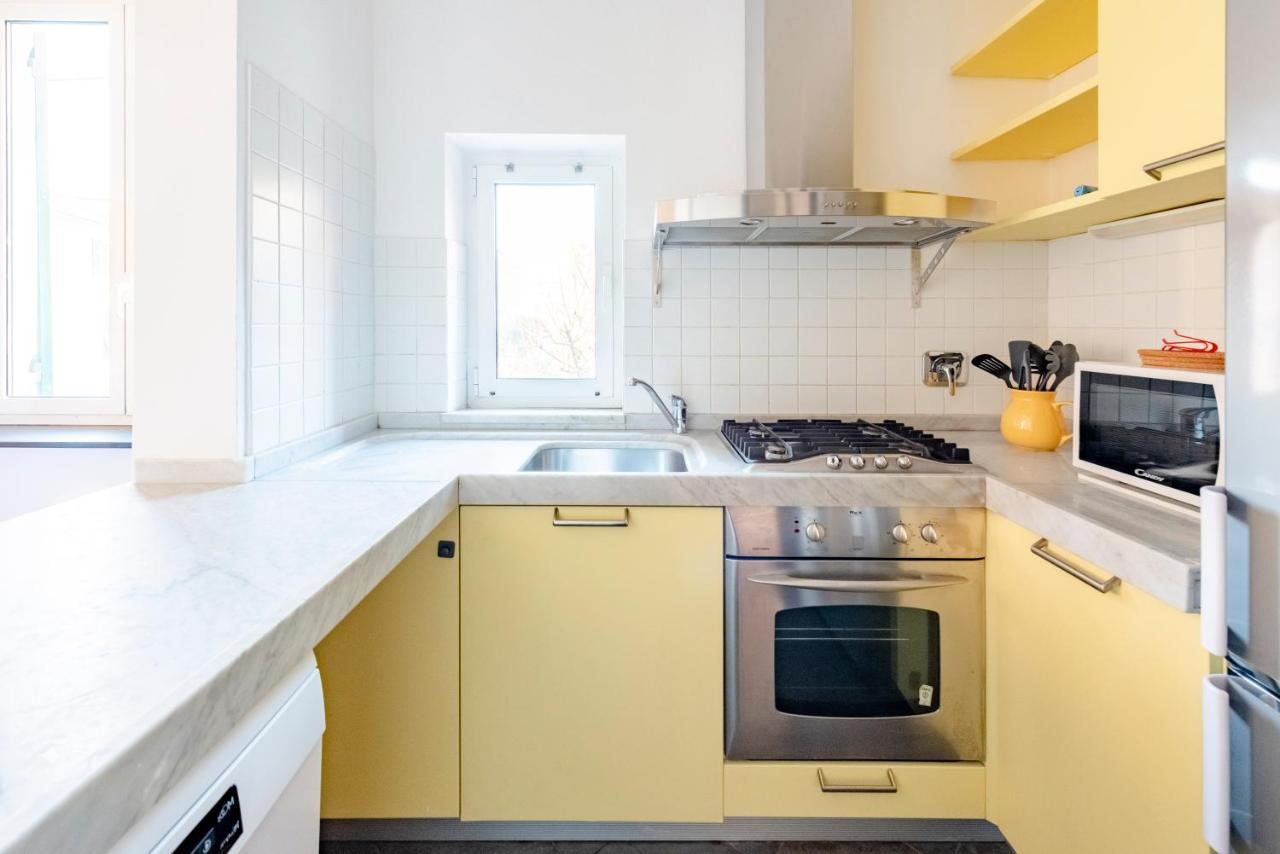 Joivy Modern Flat Next To The Sea Apartment Genoa Luaran gambar