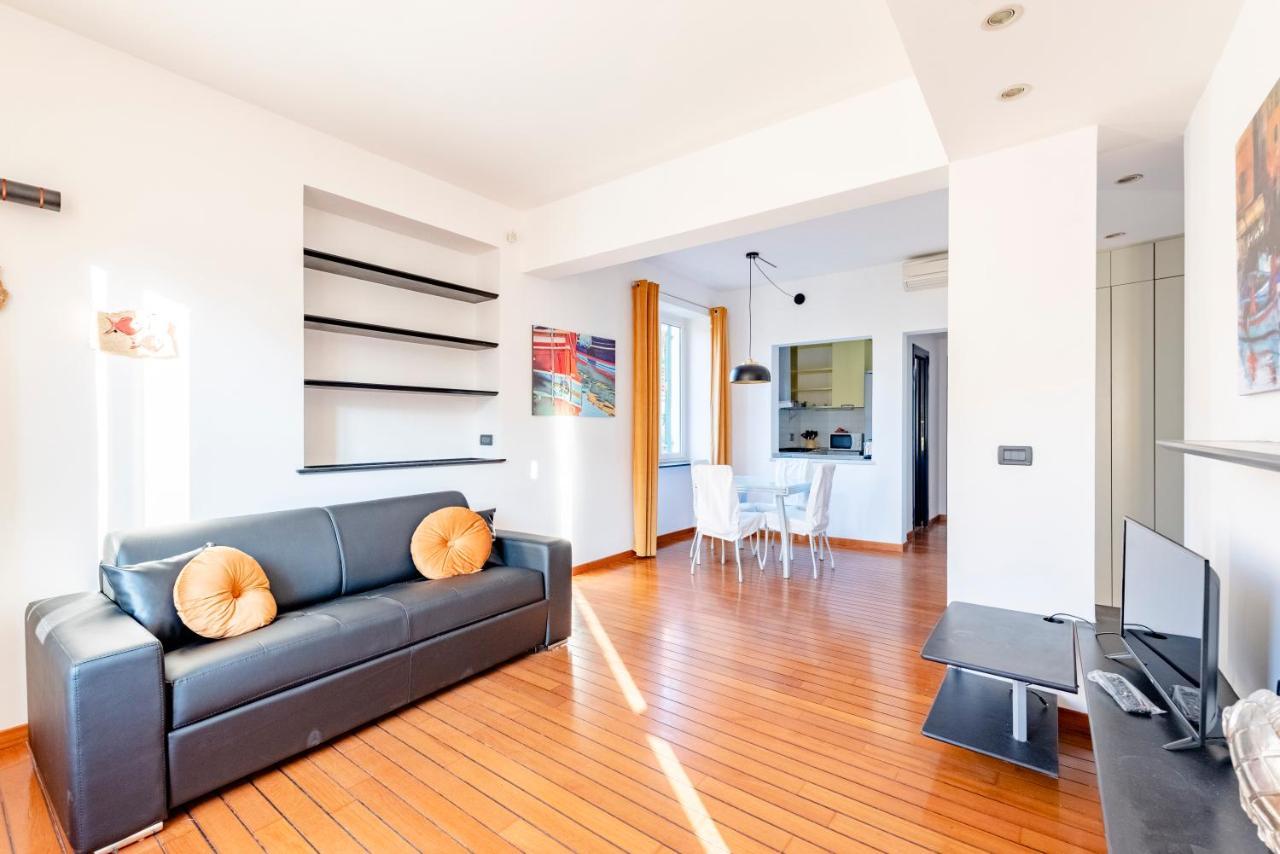 Joivy Modern Flat Next To The Sea Apartment Genoa Luaran gambar